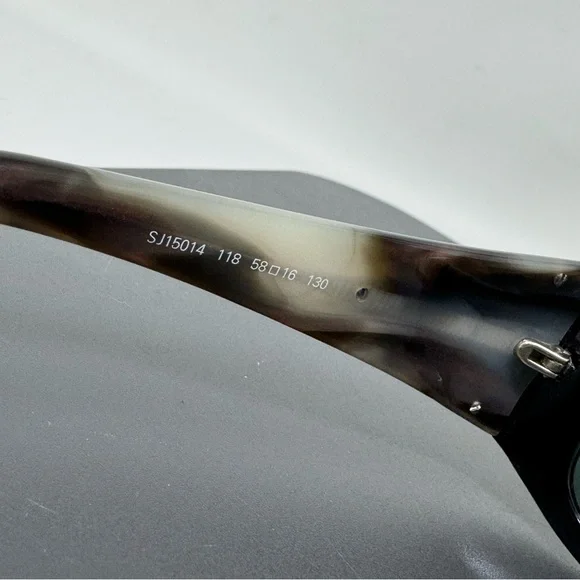 St. John Sunglasses. SJ15014 Italy 58 [] 16-130 - www  display picture 1